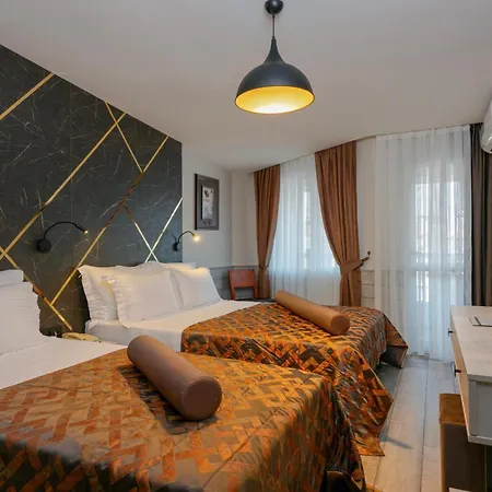 Monart Hotel 4*