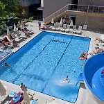 Otel Monart